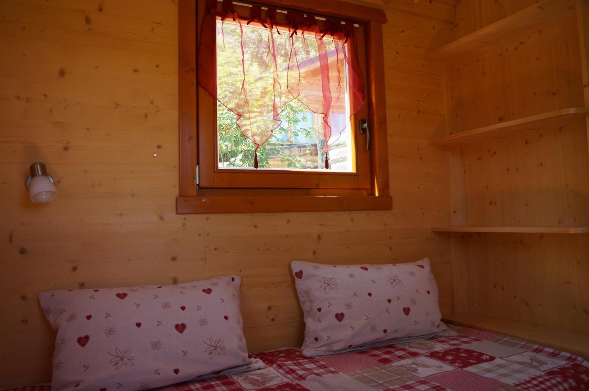 Le Domaine Du Trappeur Hotel Saint-Sorlin-dʼArves Kamer foto